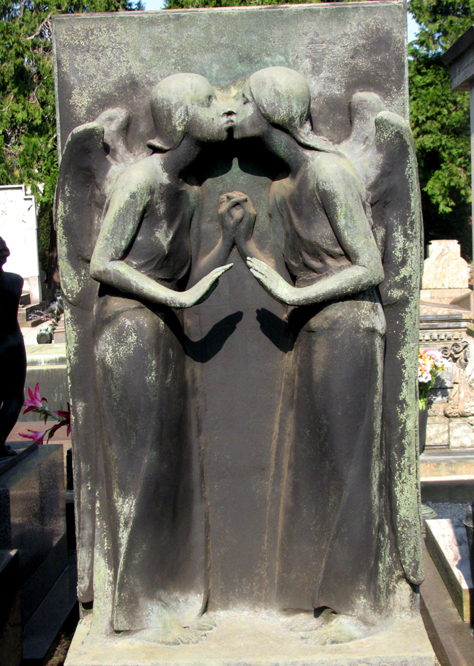 Maria and Luigi Battioli grave